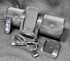 JISS-20 APPLE JENSEN Docking Station Fm Ipod Touch Great