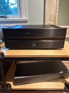 SST2 BRYSTON Mono Amplifiers
