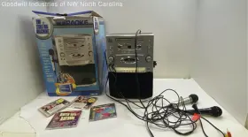 SMG-199 CDG KARAOKE Singing Box