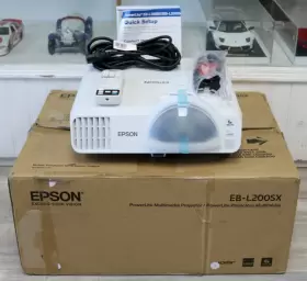 EB-L200SX EPSON Powerlite Multimedia Projector #2