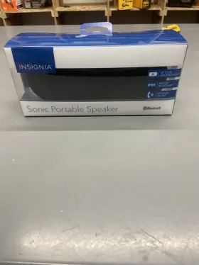 600603250804 INSIGNIA Sonic Bluetooth Speaker Box