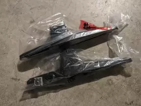 P34T3901 INSIGNIA Stand Base Legs Screws #2