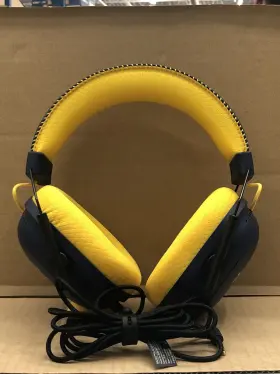 HN2131D17801893 RAZER Blackshark Gaming Headset Couragejd