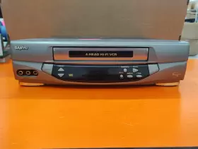 VWM-668 SANYO Fi Vcr Unit