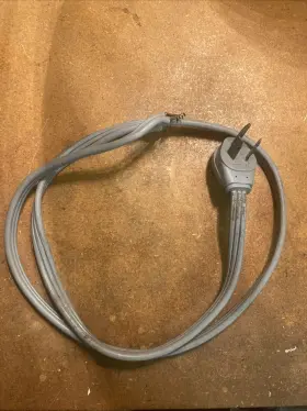 E184278 SMART CHOICE Prong Power Cord Amp