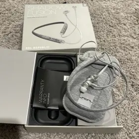 SOL-EP1200GY SOL REPUBLIC Shadow Fusion Bluetooth Earbuds