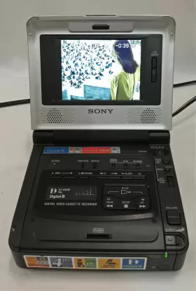 GV-D800E SONY Pal Firewire Vcr Walkman Box Ntsc #2