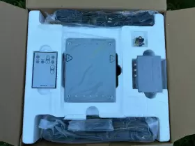 XVM-R75 SONY Overhead Monitor Motorized Mobile Lcd Nos #3